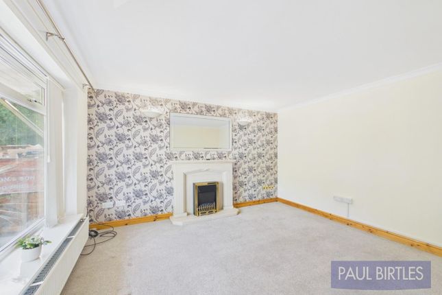 17, Moss View Road, Manchester photo 2