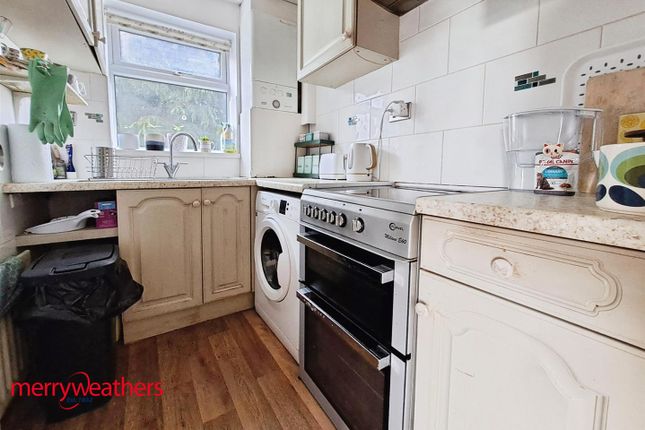 29, Cloverlands Drive, Barnsley photo 4