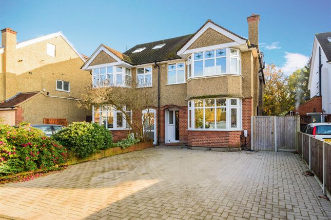 Frankland Close, Croxley Green, Rickmansworth WD3, 3 bedroom semi