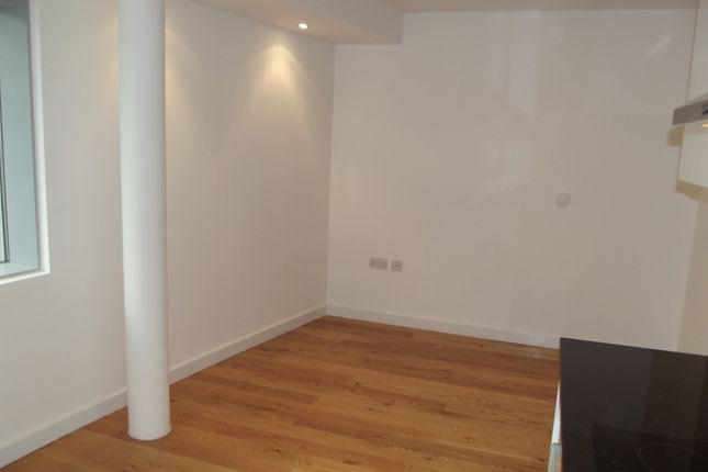Flat 7, Croydon photo 3