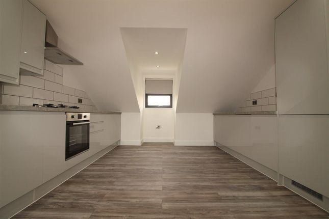 Thumbnail Flat to rent in Seven Kings Road, Ilford