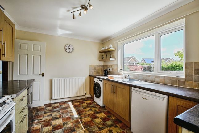 53, Storeys Lane, Skegness photo 4