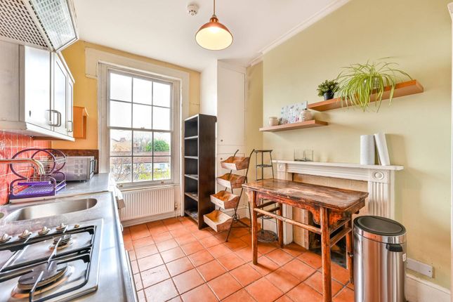 Flat to rent in Compton Terrace, Highbury And Islington, London
