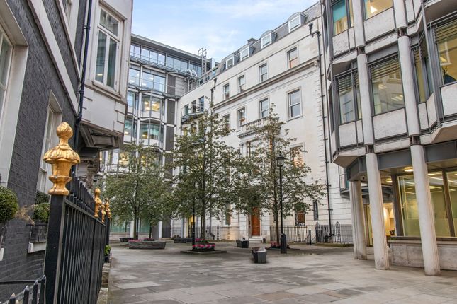 Office to let in Curzon Square, London