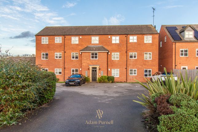 2-bed flat on 7 Pickering Place, Hinckley, £160,000