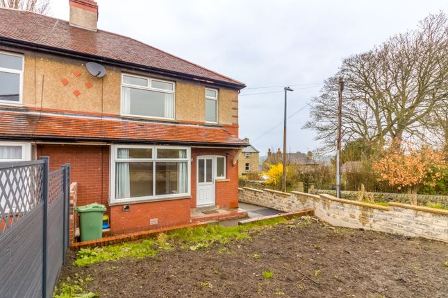 Semi-detached house to rent in Newlands Avenue, Clayton West, Huddersfield