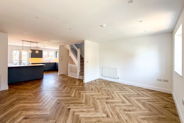 29, St. Kitts Drive, Eastbourne photo 4