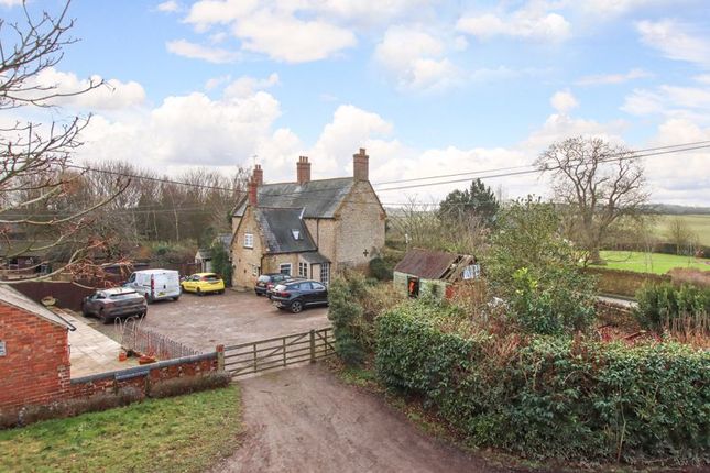 Eakley Manor Farmhouse, Eakley Lanes, Newport Pagnell photo 3