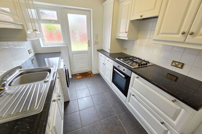 12 Mowbray Close, Doncaster photo 4