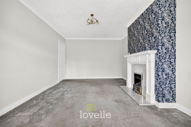 11 Whitgift Close, Grimsby photo 3