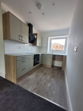 Flat 2 95 Queen Victoria Street, Tredegar photo 4