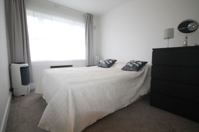 Flat for sale in Taylor Close, Hounslow