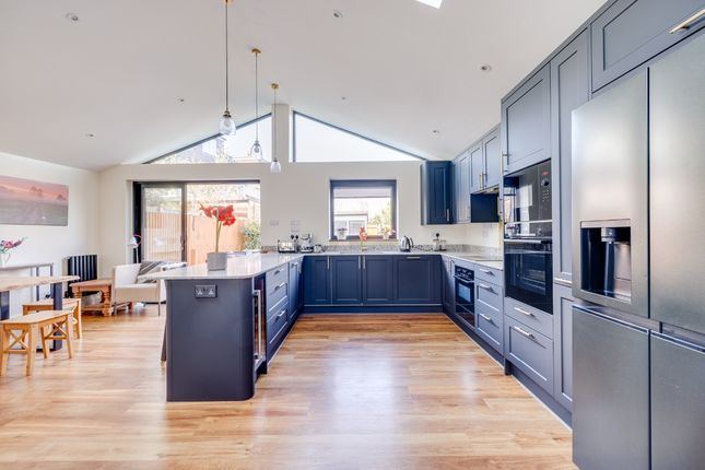 42 Richmond Park Road, London photo 2