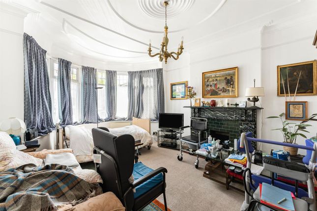 9, Kimberley Road, North Chingford photo 3