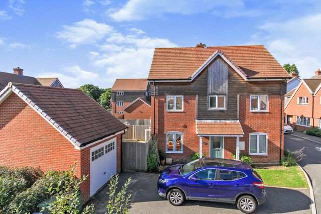 Thumbnail Detached house for sale in Bramley Avenue, Horam, Heathfield
