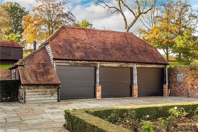 Detached house to rent in Pickhurst Road, Chiddingfold, Godalming, Surrey