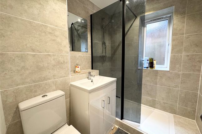 5, Warnsham Close, Reading photo 3