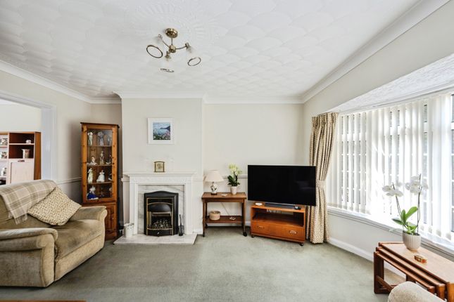 54, Hilltop, Carmarthenshire photo 2