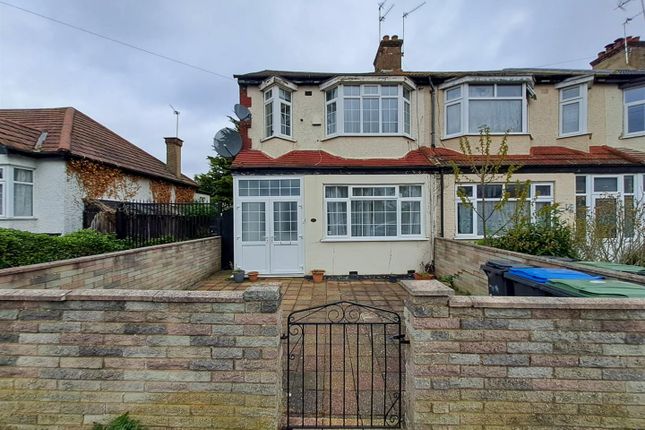 Property to rent in Russell Road, Enfield