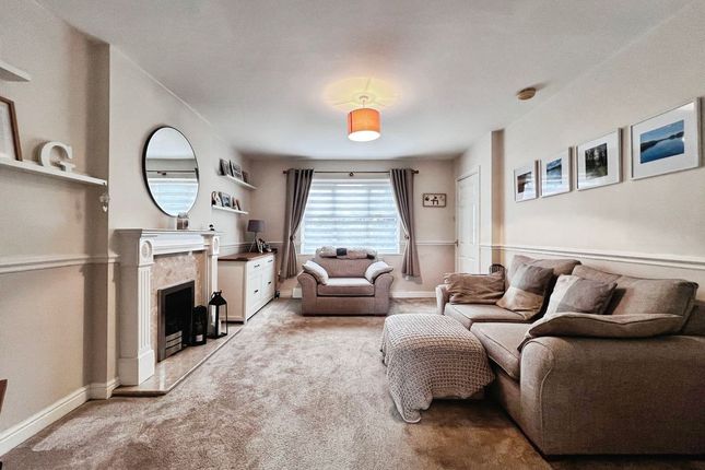 66, Tottington Road, Bolton photo 2