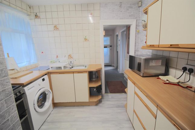 31, Homecroft Road, Birmingham photo 4