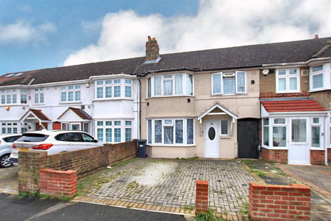 Terraced house for sale in Byron Avenue, Cranford