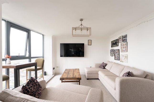 Flat 47, The Cedars, Park Road, Newcastle Upon Tyne photo 3