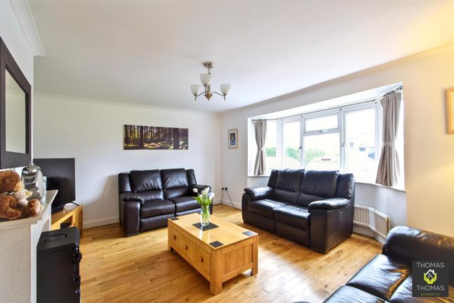 9, Maidenhall, Gloucester photo 4
