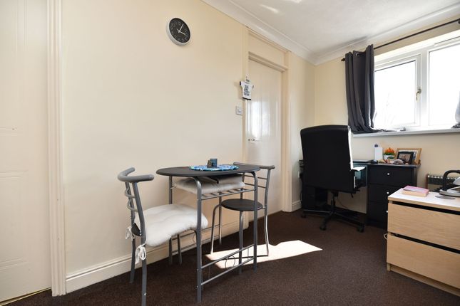 5 Mortimer Row, Huntingdon photo 3