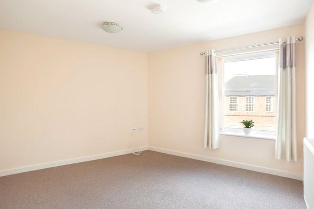 20, The Grange, 39 New Brighton Road photo 4