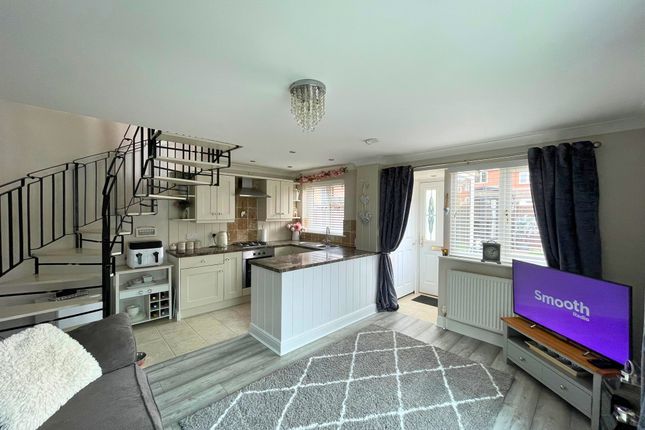 30, Acorn Avenue, Halstead photo 2