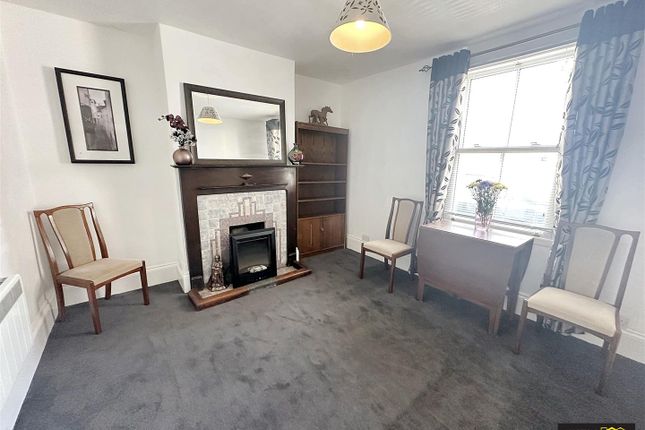 18, Hardwick Street, Weymouth photo 2