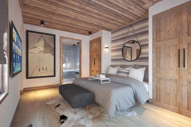 Thumbnail Apartment for sale in Megeve, Mont-Blanc Evasion, French Alps, France