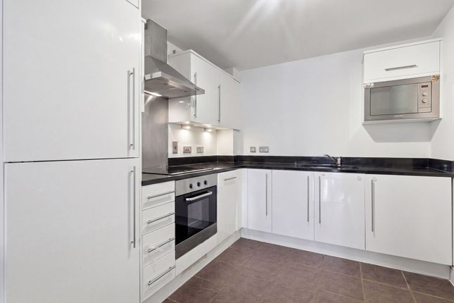 501 Mercury House, London photo 4