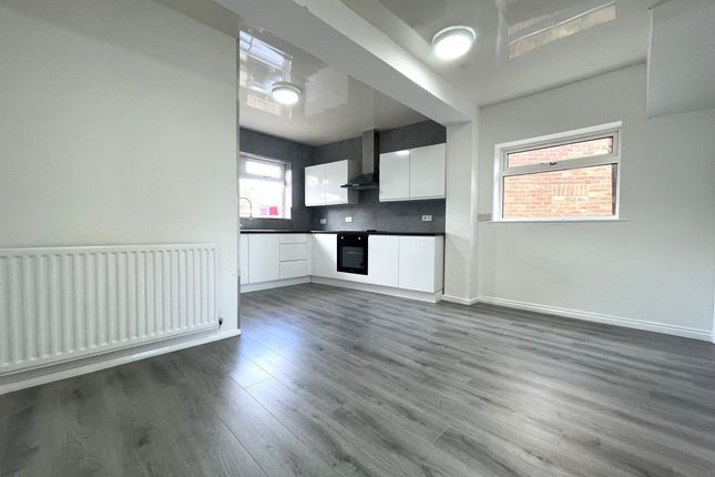 14 Glencoe Avenue, Chester Le Street photo 3