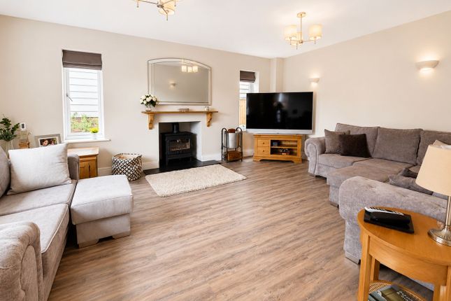 3, Wood View, St Leonards on Sea photo 2
