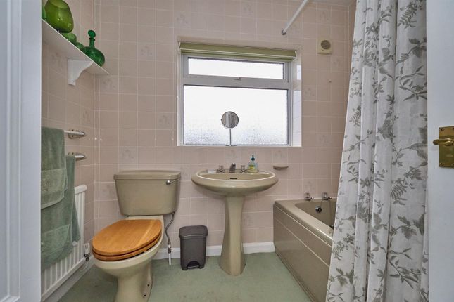 Semi-detached house for sale in The Meadway, Burbage, Hinckley