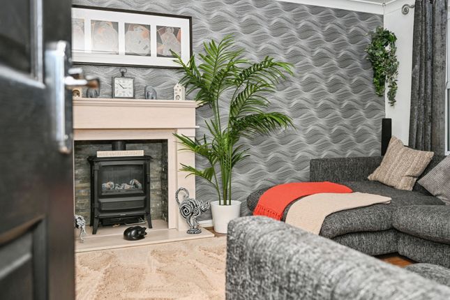 12, Hadleigh Close, Cheshire photo 4