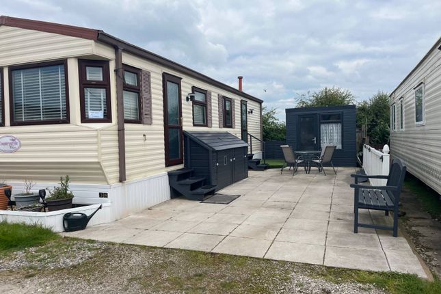 Thumbnail Mobile/park home for sale in Carr Lane, Middleton, Morecambe