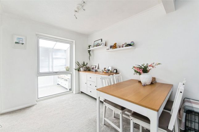 26, Vinnicombes Road, Exeter photo 4