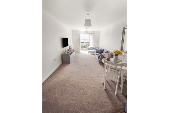 Flat for sale in Parnell Place, Braintree
