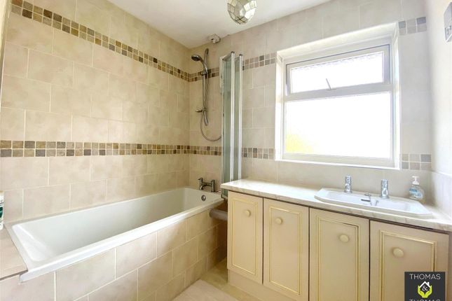 31, Sussex Gardens, Gloucester photo 2