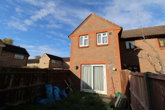 5 Cramond Court Exterior