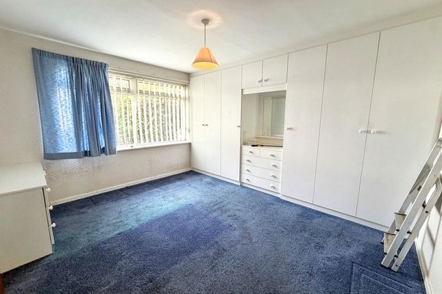 8, Grey Avenue, Cramlington photo 5