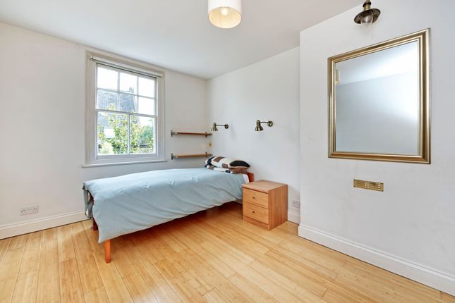 Terraced house for sale in Summerfield Avenue, Queens Park