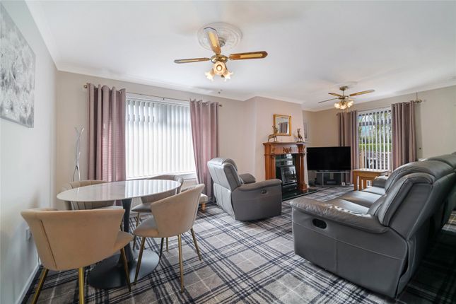 4, Helmsdale Court, Glasgow photo 4