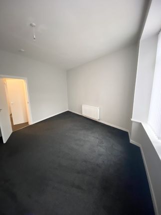 Thumbnail Flat to rent in Wellington Street, Kilmarnock, East Ayrshire