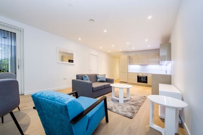 Thumbnail Flat to rent in Baldwin Point, Elephant Park, 6 Sayer Street, London