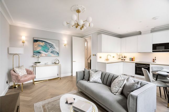 Flat for sale in Ladbroke Square, Notting Hill, London