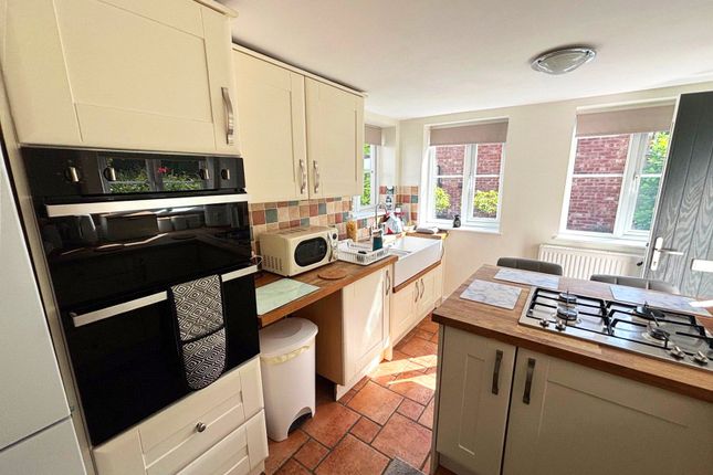 25, Horsehay Common, Telford photo 2